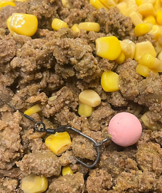 Winter Carp Bait Preparation - Lasse Pedersen